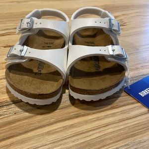 Birkenstock sandals size 25